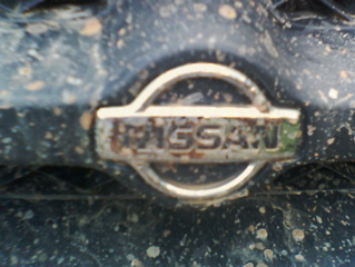 Nissan Emblem3